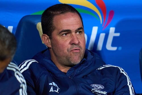 André Jardine reclama penal no sancionado a favor del América: ‘un clásico decidido por el VAR’