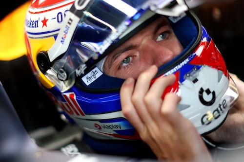 Max Verstappen se quedó con la Pole Position en Qualy con 6 BANDERAS ROJAS; Carlos Sainz fue 2°