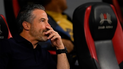 El ex DT de Pumas reconoció que se equivocó en el duelo ante Cruz Azul.