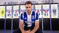 ¡OFICIAL! Santiago Gimenez es nuevo jugador del Porto y volverá a disputar la Champions League