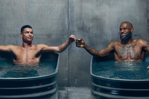 Cristiano Ronaldo y LeBron James se unen en épica FOTO: ‘Define grandeza, después redefínela’