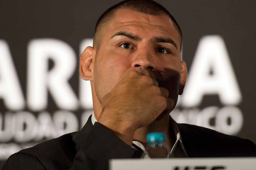 Caín Velásquez queda en libertad condicional tras casi un año en prisión (VIDEO)