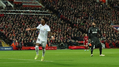 Un error de Alisson provocó que el Madrid le empatara el partido al Liverpool.