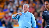 Vucetich ADVIERTE a Chivas tras victoria de Tigres sobre Toluca: ‘Buscaremos cómo DOBLEGARLOS’