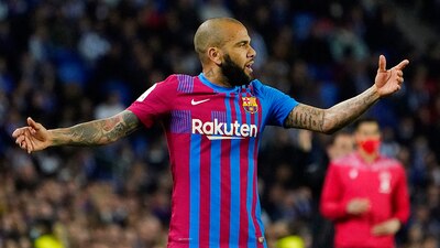 Dani Alves aseguró que en otras condiciones estarían compitiendo por todo.