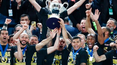 AEK derrotó al PAOK este miércoles en la Final de Copa y selló el doblete en Grecia, tras su conquista de la Liga.