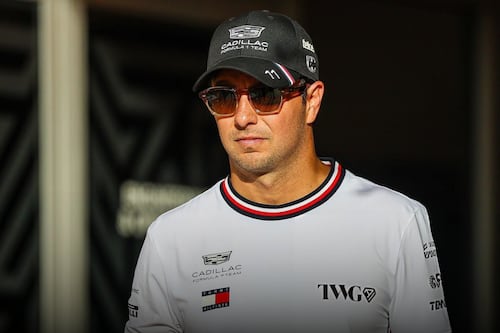 Checo Pérez revela emotiva razón de su regreso a la F1: ‘Siempre soñé con que mis hijos me vieran correr’