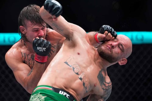 Noche UFC 2025: Diego Lopes noqueó a Jean Silva; también ganó David Martínez, el ex doctor del IMSS