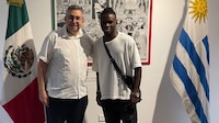 Embajada de México en Uruguay madrugó a Cruz Azul y reveló fichaje de Christian Ebere