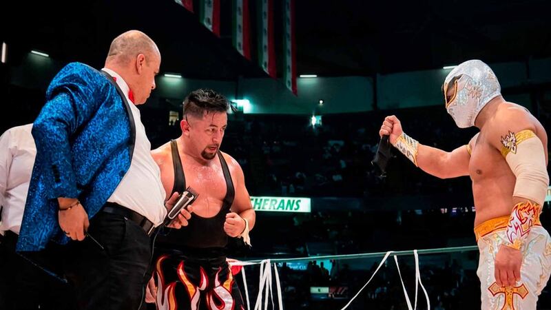 CMLL: Místico rapó a Averno en el 93 Aniversario; Soberano Jr y Andrade ganaron sus mano a mano