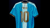 ¡Una playera 10! Lionel Messi presentó el jersey que usará para su despedida de Argentina (VIDEO)