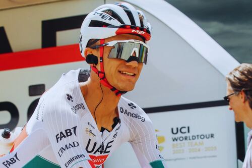 ¡Ascenso ARRASADOR! Tadej Pogacar e Isaac del Toro hacen el 1-2 en la etapa 14 del Tour de Francia