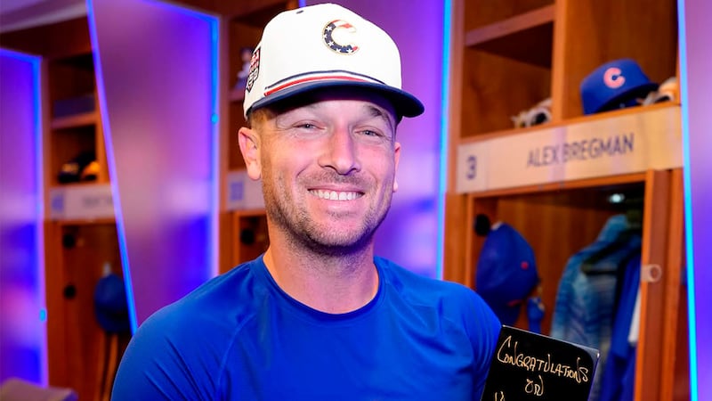 Alex Bregman sufre múltiples fracturas tras ser golpeado por bola, pero descartan cirugía