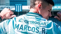 Racing fichó a Marcos Rojo, pero DT le prohíbe usar su apellido por rivalidad con Independiente