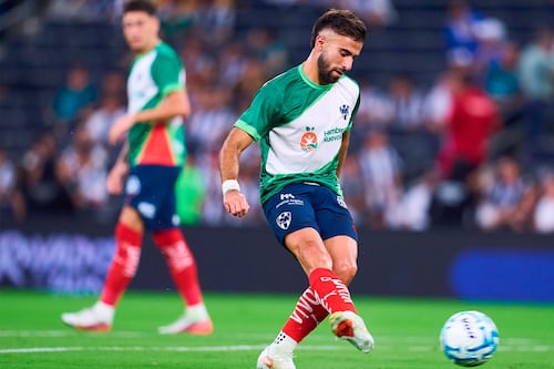 Diego Rossi jugaría ante Cruz Azul pese a trabajo diferenciado; Carlos Salcedo, casi descartado