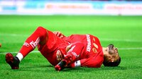¡Se fue llorando! Alexis Vega salió lesionado del partido entre Toluca y Pachuca (VIDEO)