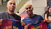 ¡Momentazo! Lamine Yamal y Thierry Henry intercambian camisetas tras victoria del Barcelona sobre Real Madrid (VIDEO)