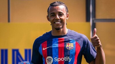 Jules Koundé se dijo contento por fichar con el Barcelona y aseguró que rechazó una oferta del Chelsea.