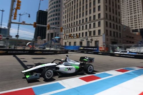 Ricardo Escotto vio frenada su remontada en el Detroit Grand Prix de la INDY NXT por fallas mecánicas