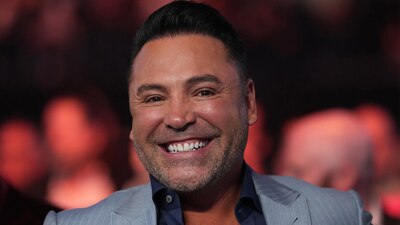 Óscar de la Hoya criticó duramente el combate entre "Canelo" y "GGG"