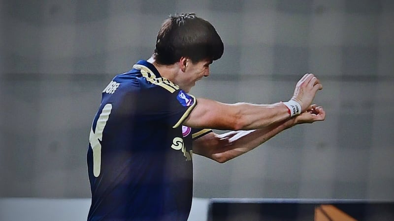 ¡Invocación exitosa! Hormiga González fue REGISTRADO por Olympiacos para jugar Europa League