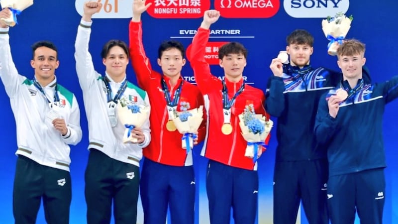 ¡Orgullo mexicano! Osmar Olvera y Juan Celaya ganan plata en Copa del Mundo de Clavados en Pekín