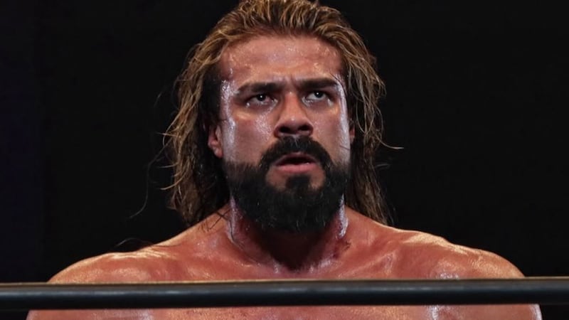 Andrade El Ídolo enciende polémica con mensaje: “Un nuevo movimiento para Logan Paul”