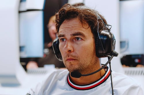 Checo Pérez ACEPTA ‘PASO ATRÁS’ de Cadillac rumbo al GP de Países Bajos, donde saldrán ÚLTIMOS
