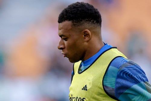 ¡Kylian Mbappé es duda para el Clásico contra Barcelona! Real Madrid confirma su baja por lesión