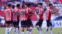 ¡Las Chivas de Milito van en serio! Ganan la Copa por el Bienestar superando a Mineros en la Final (VIDEO)