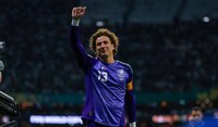 Prensa MUNDIAL dedica TITULARES a Guillermo Ochoa: ‘Despedida que pone la piel de gallina’