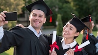 Becas Bienestar 2025: ¿A cuáles te puedes registrar en Octubre? Requisitos, fechas y cuánto pagan