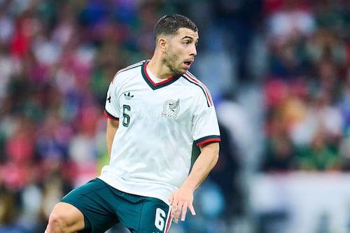 Erik Lira prioriza el Mundial con el Tri: ‘No puedo pensar en Europa sin estar en la lista final’