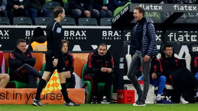 El DT del Bayern se fue con todo contra los arbitros luego de la expulsión de Upamecano.