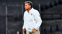 Técnico de Pumas ADVIERTE que DISPARIDAD entre clubes genera MAYORES GOLIZAS en Liga Femenil