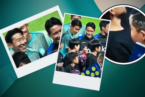 Son Heung-min SE EMOCIONA con un niño surcoreano ¡que llevaba su nombre en el PELO! (VIDEO)