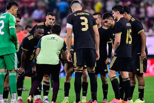 México ve lejos el Top 10 del ranking FIFA, tras derrota contra Colombia y empate con Ecuador