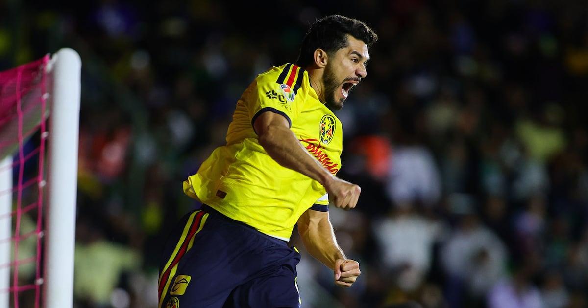 Photo: foxsports.com.mx Santos Laguna defeats Querétaro 5-0 in Liga MX