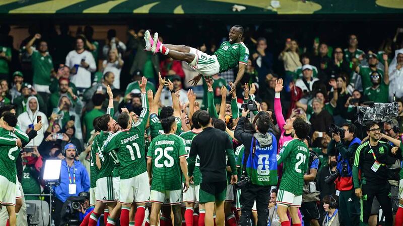 El Estadio Azteca hizo erupción con el Tri en histórico triunfo sobre sobre Ecuador: ‘¡Y si sí!’
