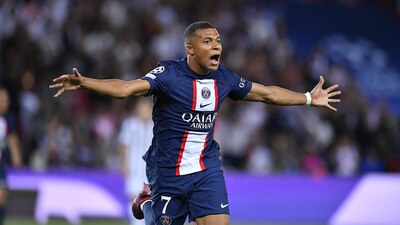 Mbappé marcó un doblete en 22 minutos ante la Juventus