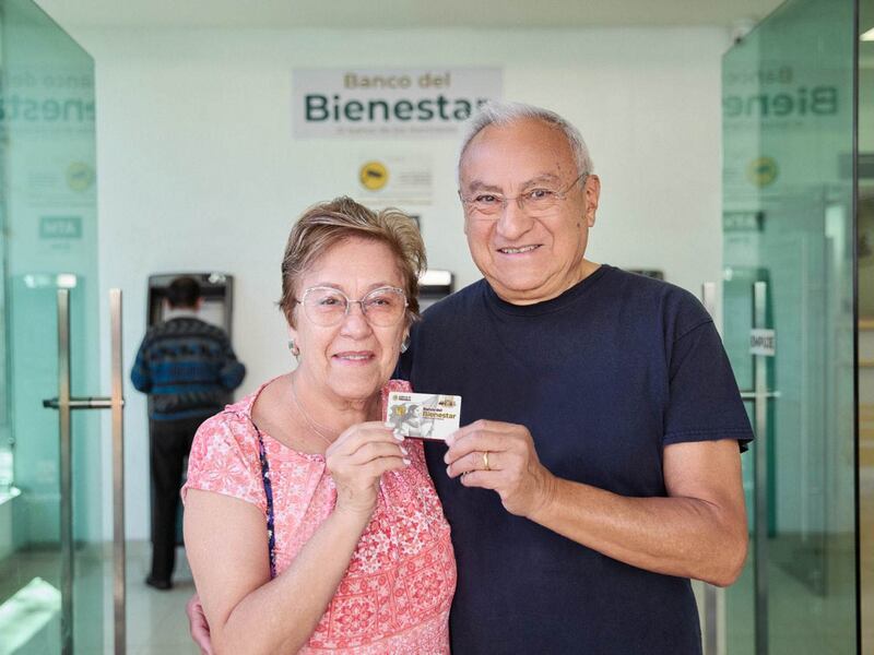 Alertan por supuesto cambio OBLIGATORIO de tarjeta para recibir la Pensión Bienestar de noviembre; ¿es real?