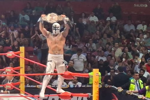 Templario hace historia: conquista título de MLW en la Arena México