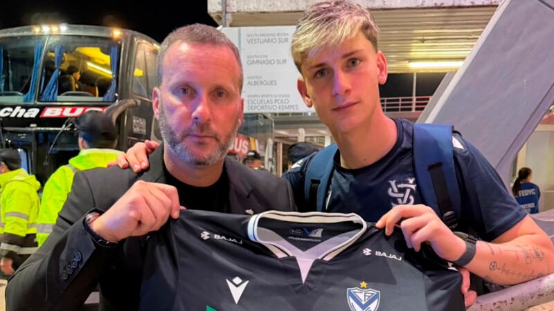 Relator del partido Boca vs Vélez narra el debut de su hijo como futbolista profesional (VIDEO)