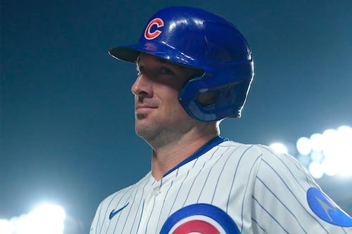 ¡Terrible accidente! Alex Bregman recibe un pelotazo de foul durante el Cubs vs Reds (Video)