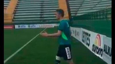 Jackson Follmann mostró su recuperación en pleno estadio de Chapecoense