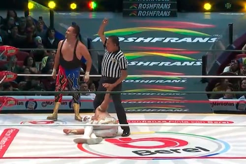 Averno se hace descalificar ante Místico y calientan las cosas rumbo al Aniversario 93 del CMLL