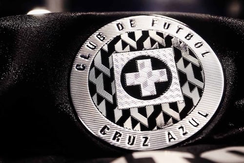 Muere fan de Cruz Azul tras ser detenido en estacionamiento de C.U. por guardias de la UNAM