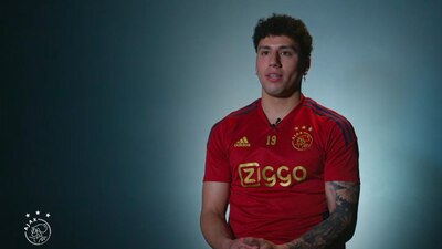 El lateral mexicano reconoció que ha padecido con la diferencia entre la Eredivisie y la Liga MX.