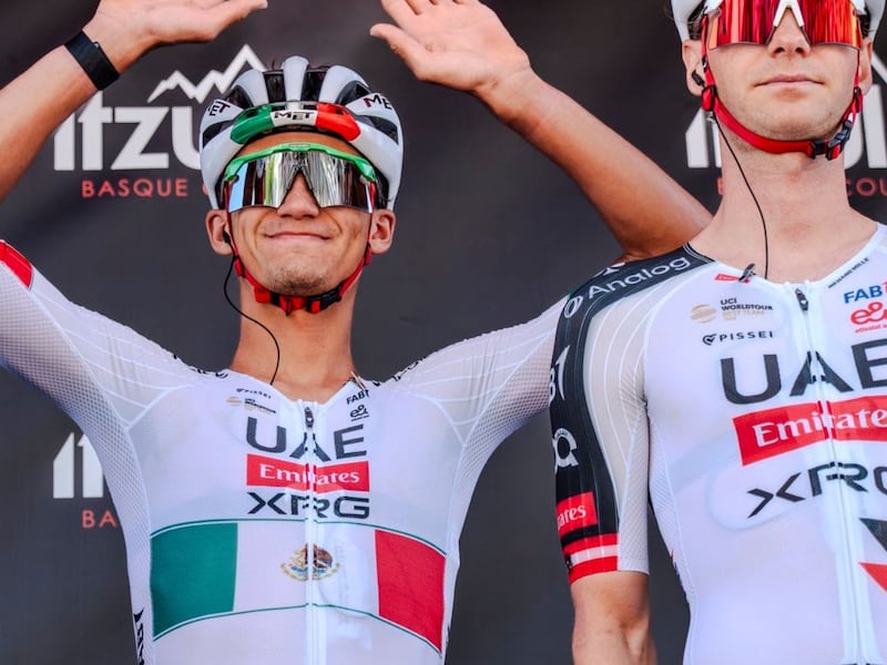 Isaac del Toro publica alentador mensaje tras abandonar Vuelta al País Vasco y apunta a Tour de Francia