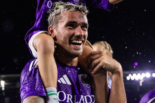 Así fue captado Antoine Griezmann para combatir el difícil clima en Orlando City